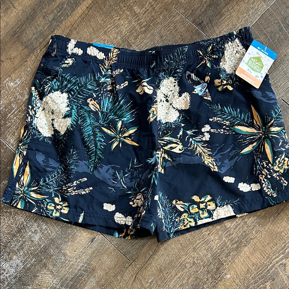 New Columbia Sandy River Shorts‎ Womens Large Navy Floral 5in Inseam Omni-Shield